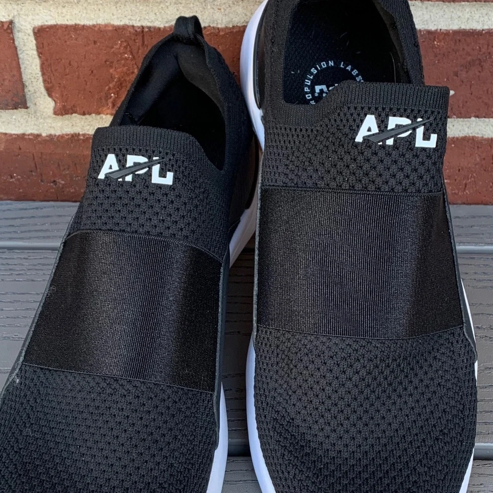 APL TechLoom Bliss Knit Running Shoe